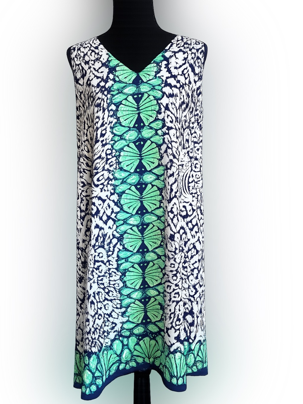 Lilly Pulitzer Sleeveless V-Neck Printed Shift Dress in Navy, White & Teal